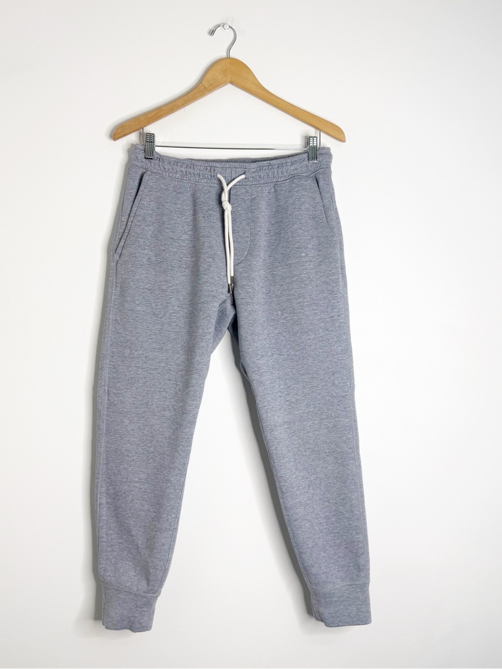 American Eagle Men’s Medium Heather Gray Jogger Sweatpants Drawstring